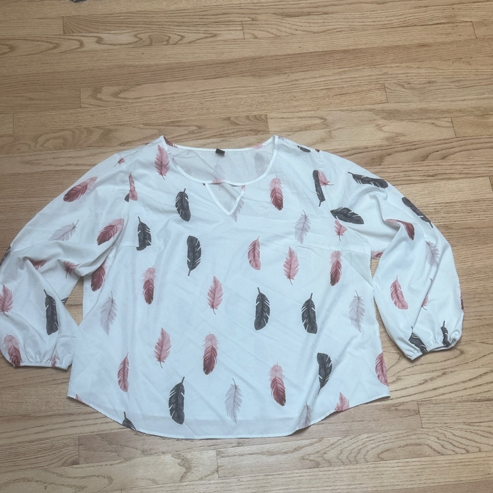 SHEIN Curve Top Feather Print